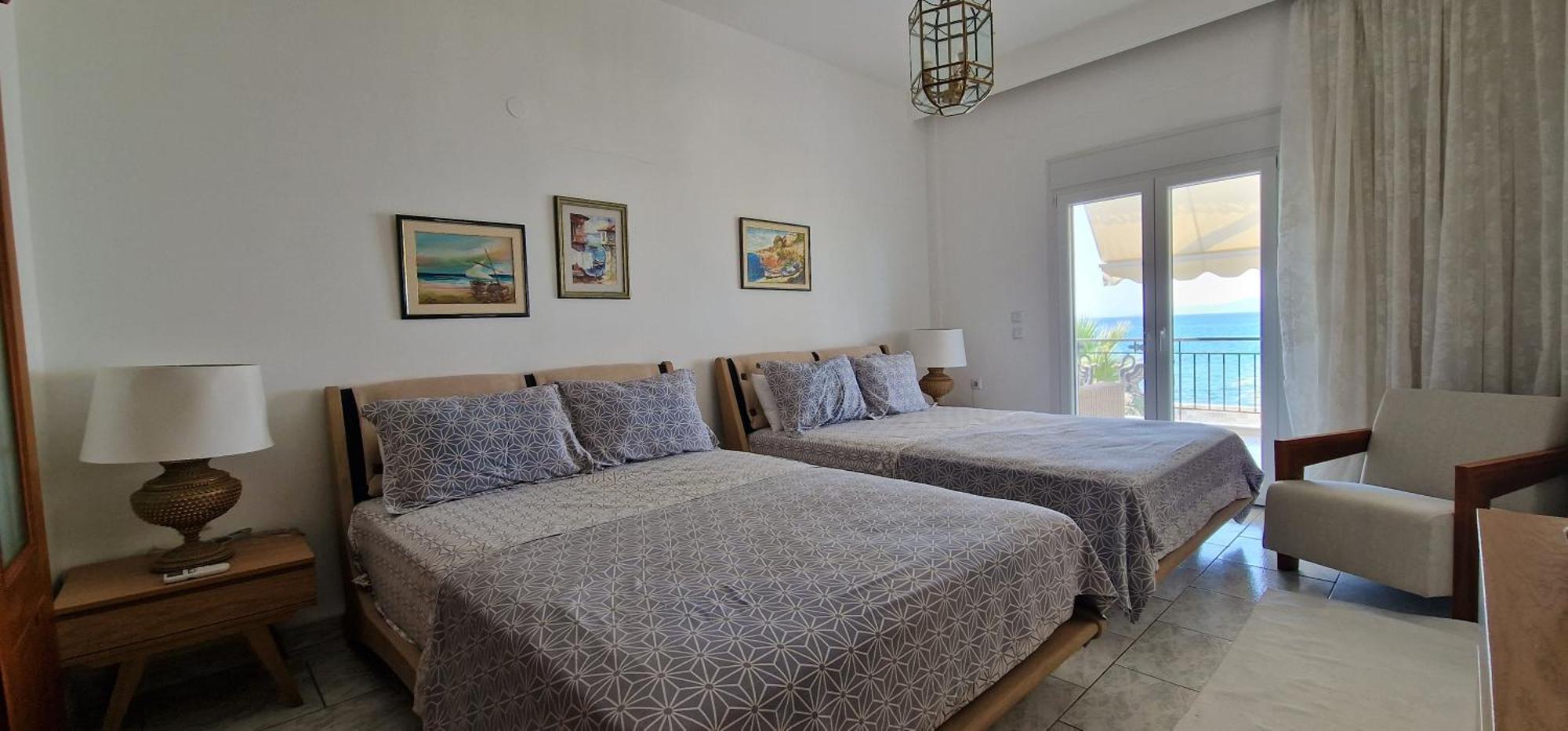 Marry'S House Villa Karianí Room photo