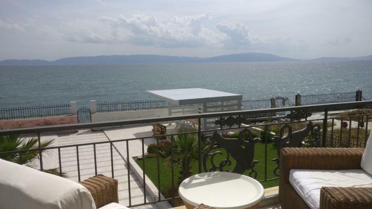 Marry'S House Villa Karianí Exterior photo