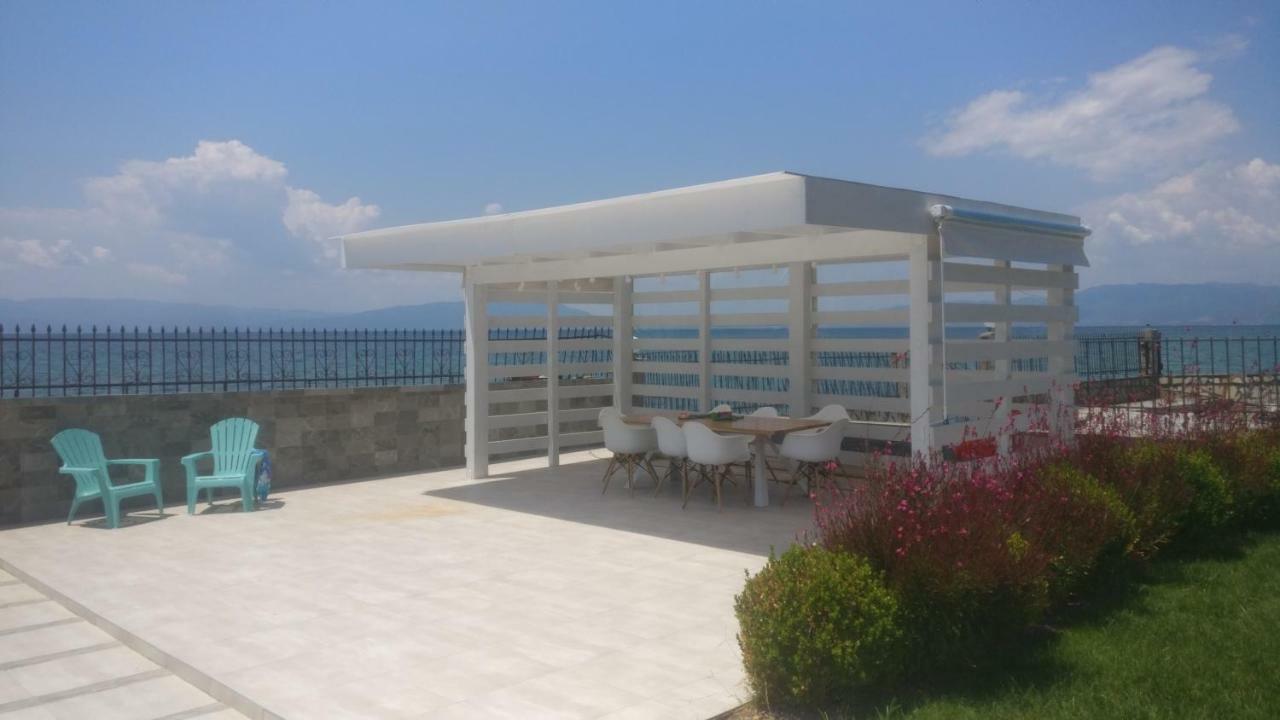 Marry'S House Villa Karianí Exterior photo